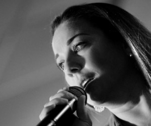 Carnaval com música ao vivo e conforto