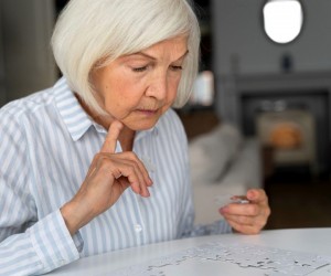 7 sinais de alerta que podem indicar Alzheimer