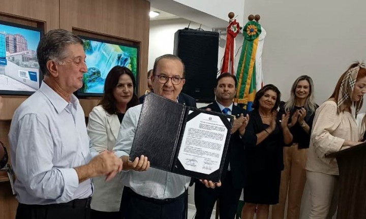 Inaugurada a Policlínica da Mulher e da Criança de Florianópolis