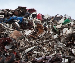 Reciclagem de veículos, um dos projetos em curso da Stellantis