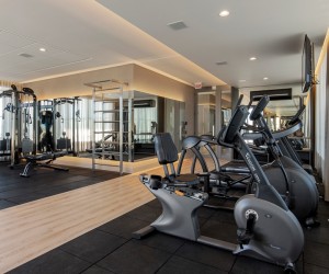 Academia de condomínio colabora com a rotina agitada dos moradores