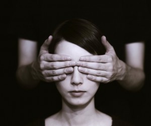 Mês é dedicado ao combate à cegueira