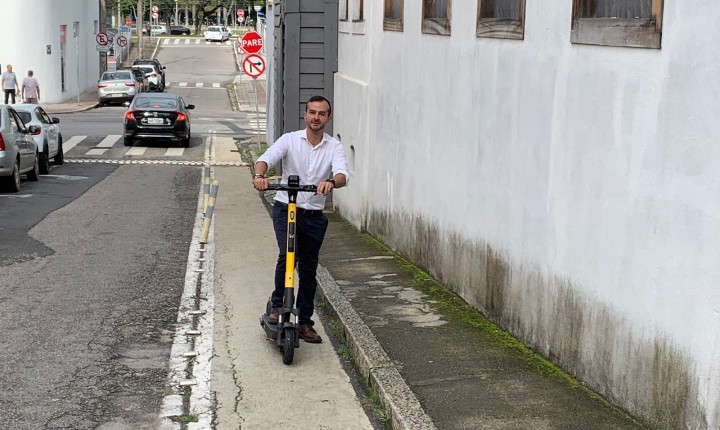 Patinetes elétricos voltarão à cidade