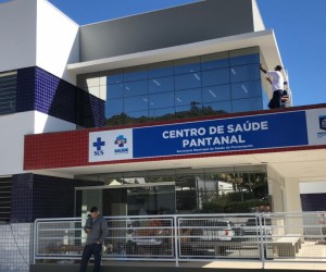 Greve continua nesta segunda-feira