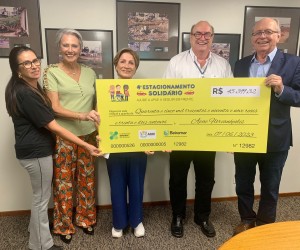 Estacionamento Solidário repassa mais de R$45 mil à APAE 