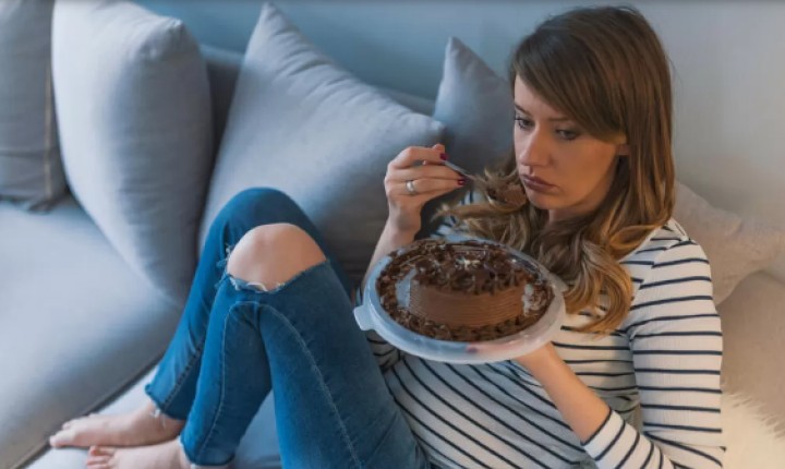 Compulsão alimentar pode afetar a saúde física e mental