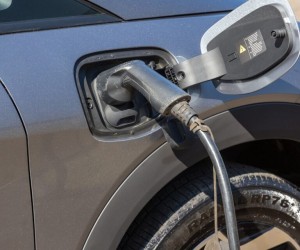 Híbridos ampliam vendas, mas fatia dos 100% elétricos não evolui