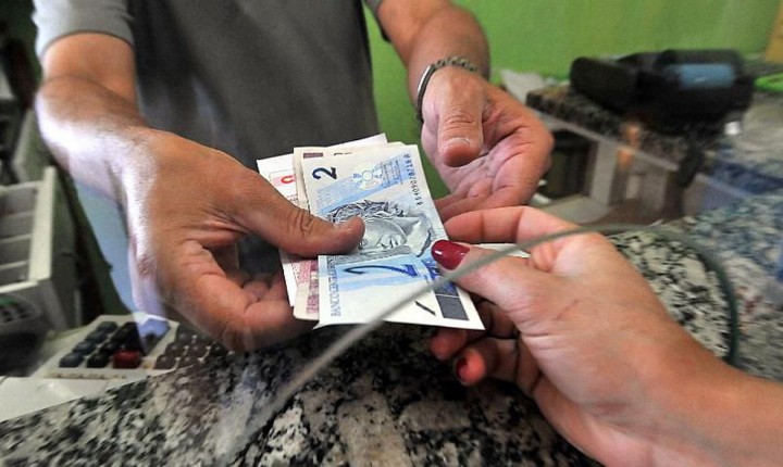 Planejar é fundamental, mas até o dia 11 Procons municipais e estaduais atenderão à população endividada