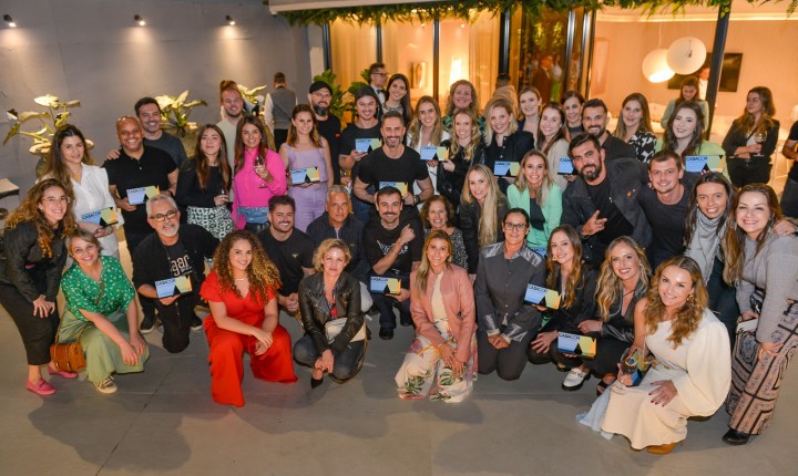 Elenco celebra sucesso da CASACOR SC de Balneário Camboriú