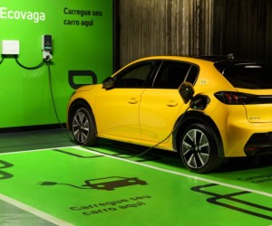 Elétricos Peugeot têm recarga grátis