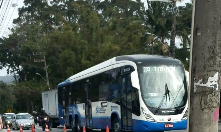 Após denúncia do Imagem da Ilha, cratera é tapada