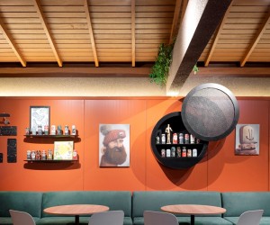 Pub destaca os elementos do rock'n'roll 