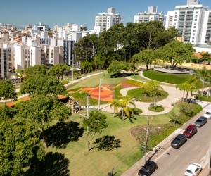 Residencial Costa Azul valoriza a proximidade com a natureza em Florianópolis