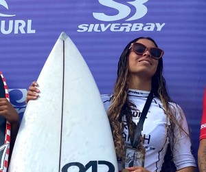 Surfista de Floripa dá show em campeonato