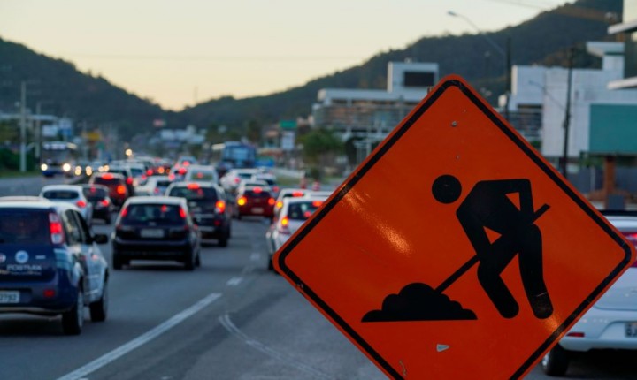 Obras na Passarela de Ratones causam interdição parcial da SC-401