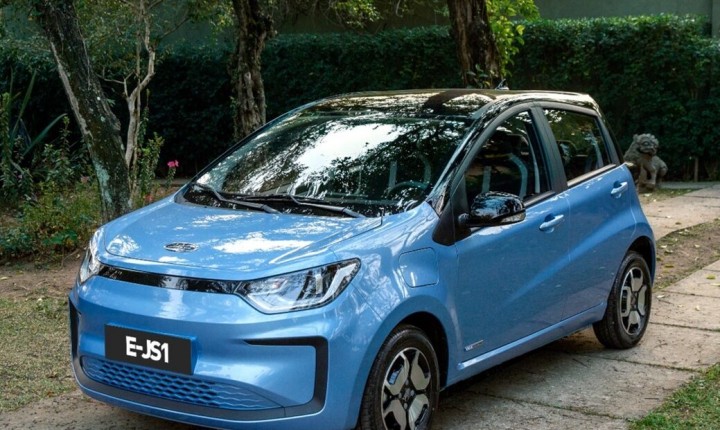 JAC reduz mais uma vez preço do elétrico E-JS1