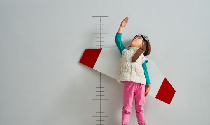 Deficiência hormonal pode afetar crescimento de crianças