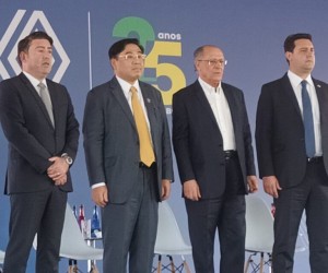 Renault anuncia R$ 2 bilhões para produzir mais um SUV no Brasil