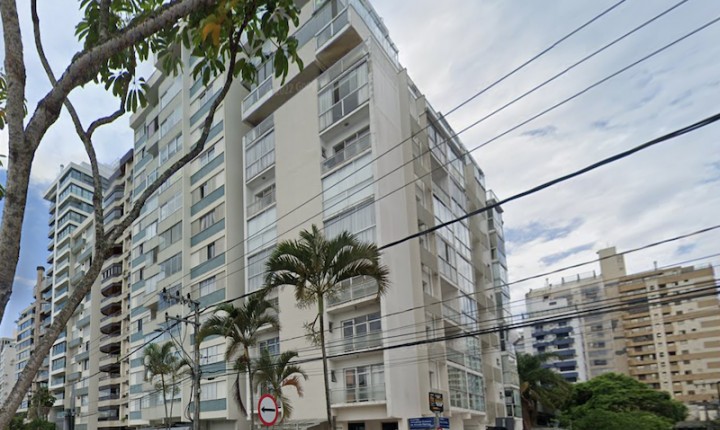 Defesa Civil interdita prédio na Beiramar Norte