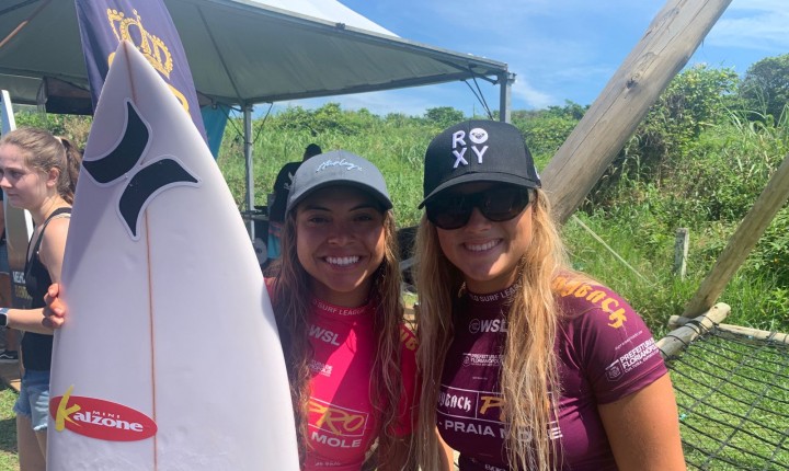 Layback Pro tem podio feminino duplo de SC