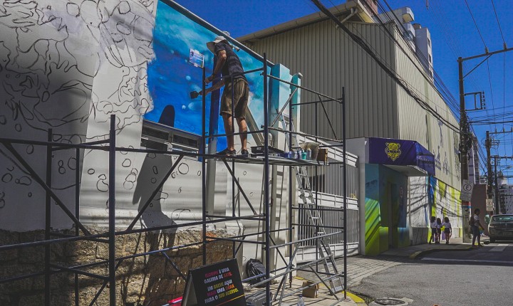 Muro do Lira Tênis Clube ganha arte de mais de 100 m²