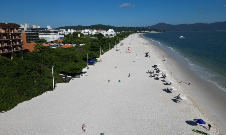 Temporada de verão se encerra com 2 milhões de turistas em Florianópolis