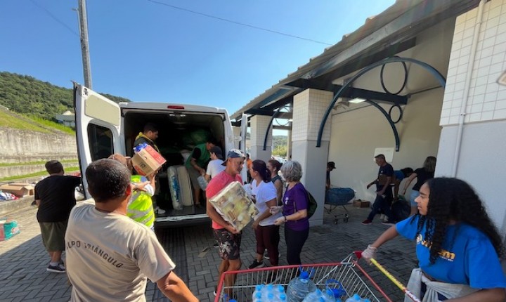 Prefeitura de Florianópolis envia doações para RS