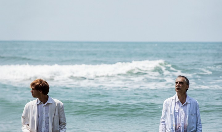 Arnaldo Antunes e Vitor Araújo fazem show na Capital com ingressos solidários