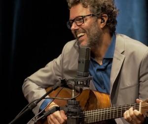 Duca Leindecker traz a Florianópolis o show Pedidos