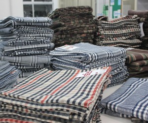 Curso de Moda da Udesc Ceart confecciona roupas para doação ao RS