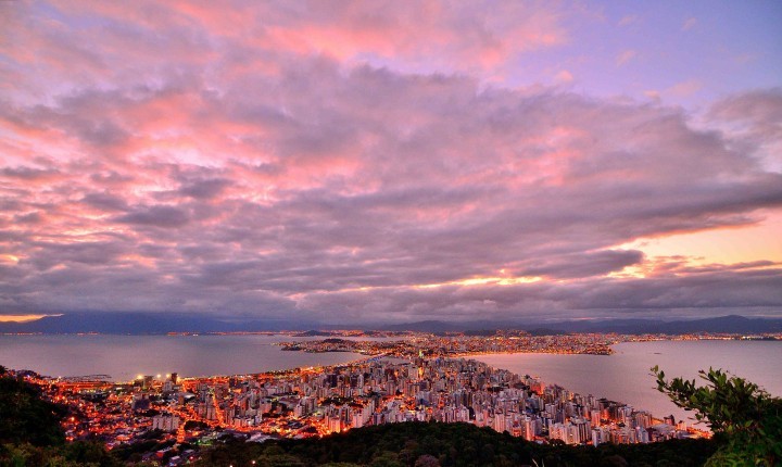 Florianópolis tem alerta de frio intenso amanhã e quarta