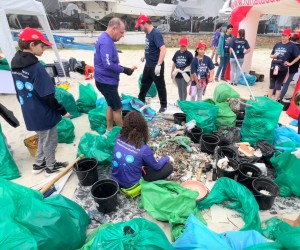 Projeto Limpeza dos Mares retira mais de 800 kg de resíduos das águas do norte da Ilha de SC