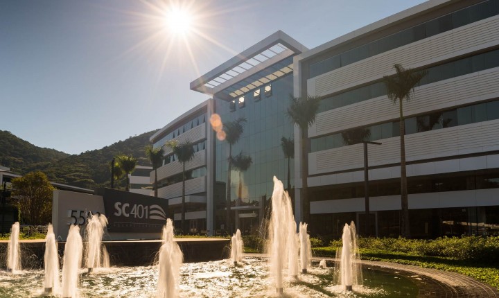 Dia dos Namorados no Square SC conta com música, carros elétricos e gastronomia diversificada