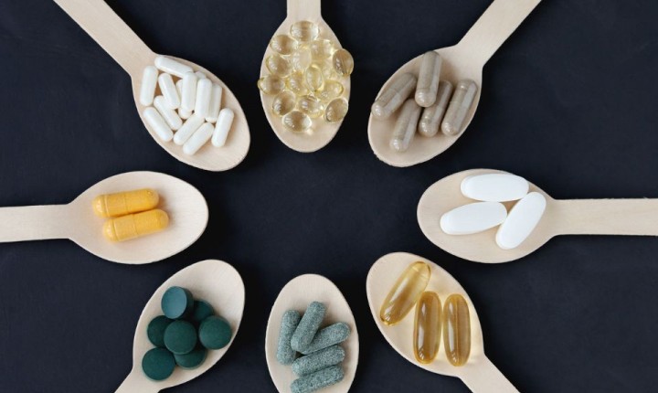 Os 3 suplementos essenciais que todo mundo deveria tomar